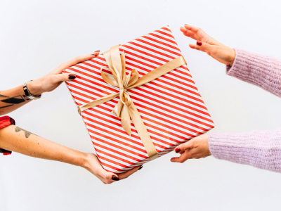 10 Grappige Sleutelhangers om als Kerstcadeau te Geven